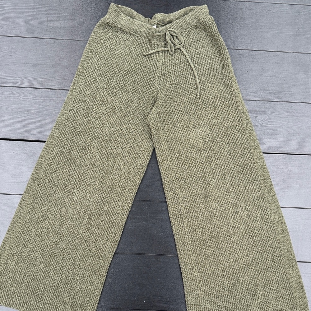 Aerie Kids Wide-Leg Knit Pants in Sage